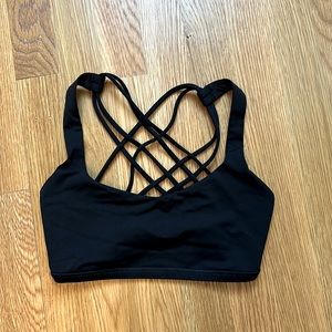 Lululemon Free to Be Wild Bra